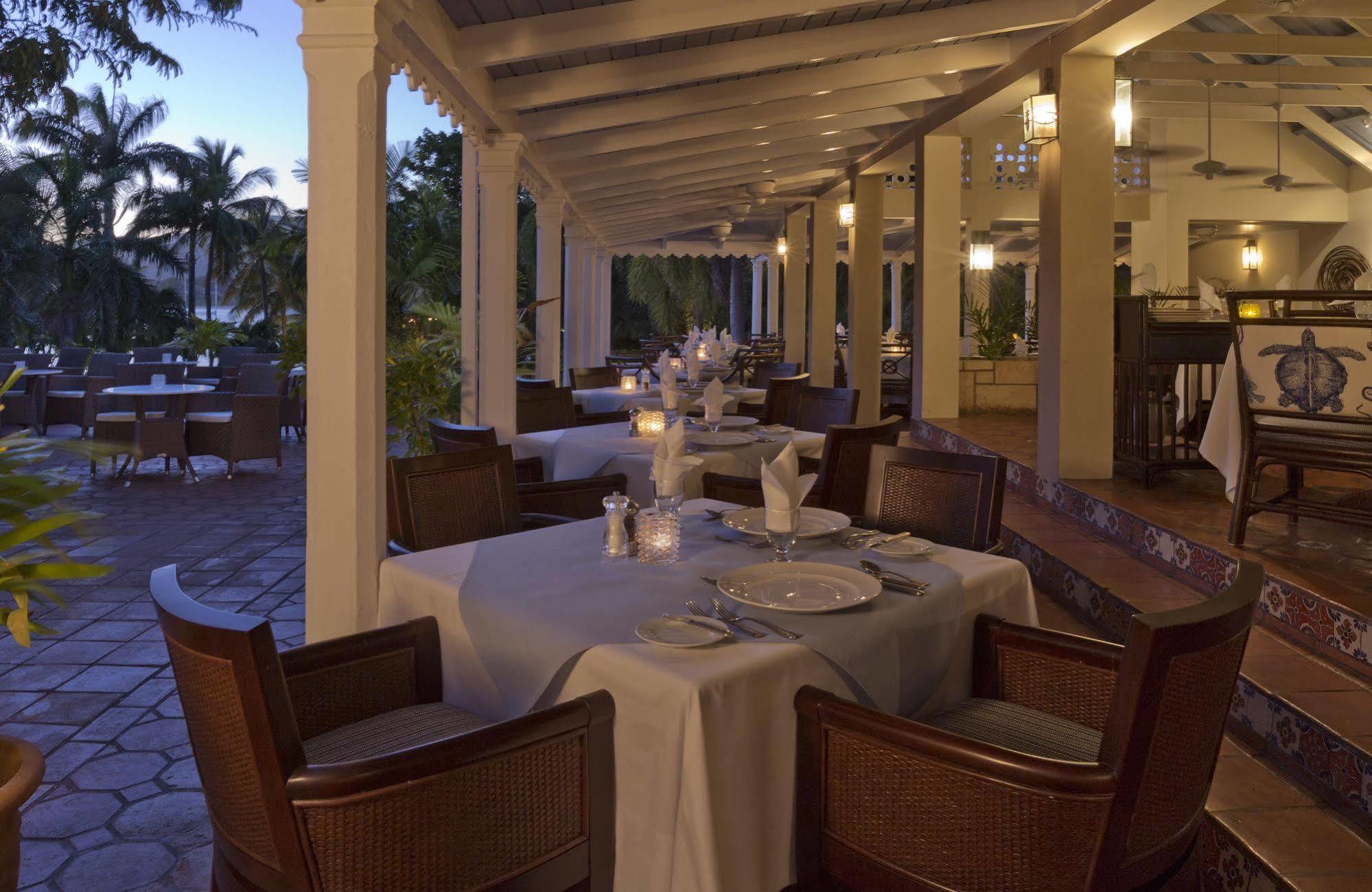 Hotel Curtain Bluff à Old Road Extérieur photo