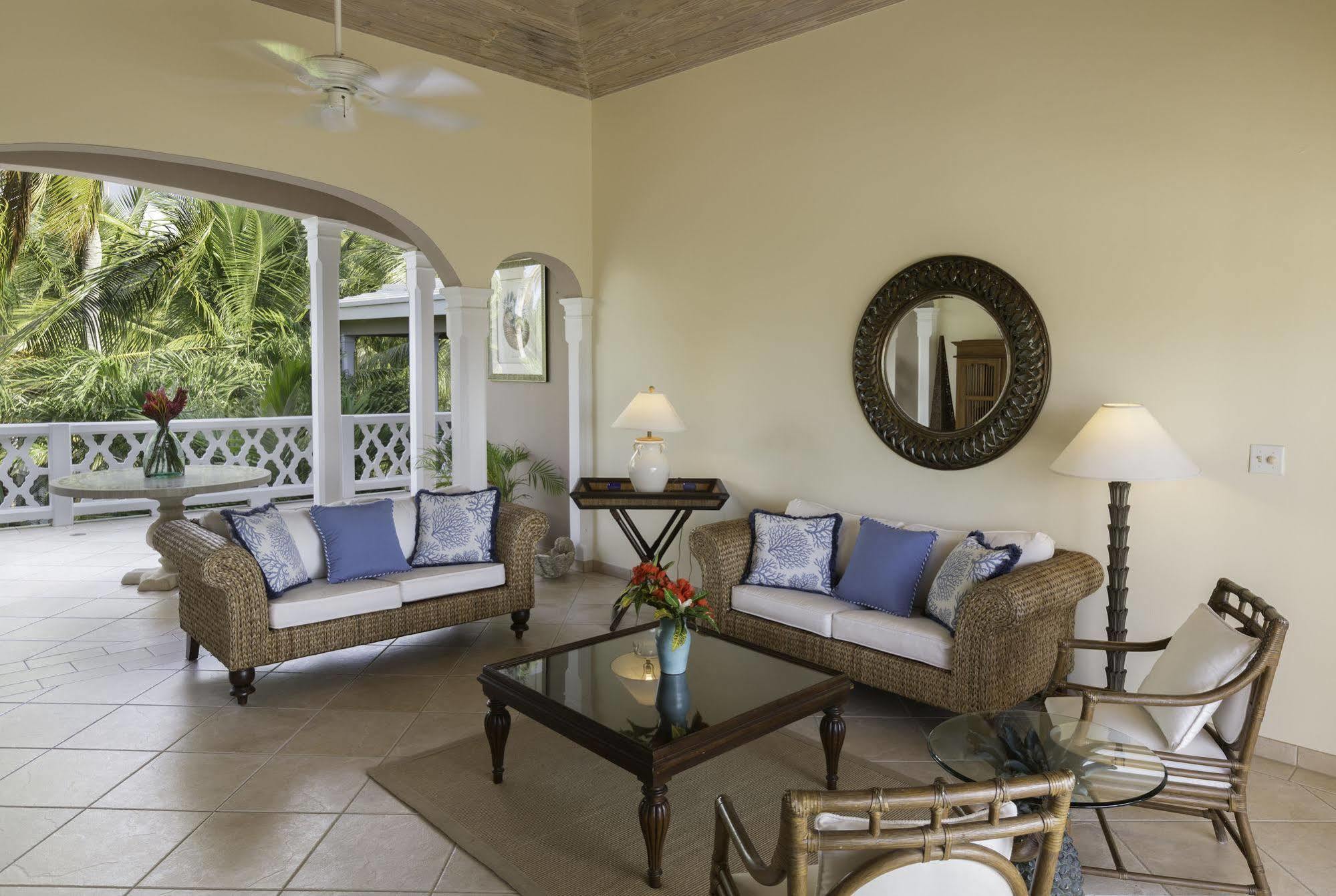 Hotel Curtain Bluff à Old Road Extérieur photo